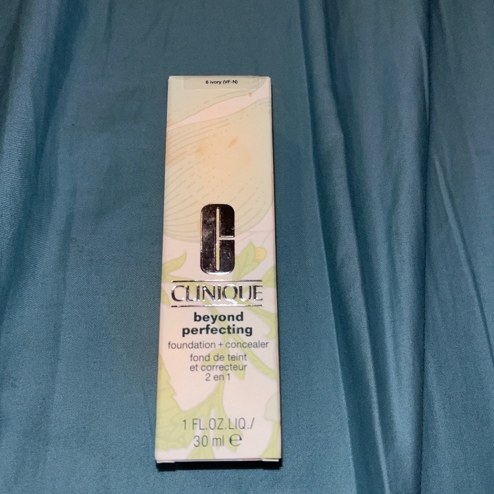 Clinique beyond perfecting foundation & concealer